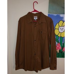 Vintage looking button up